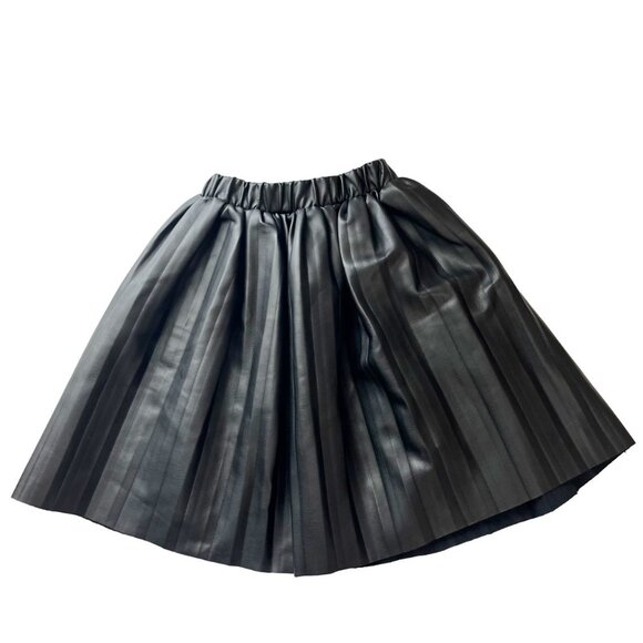 NEW BCBG Girls Faux Leather Pleated A-Line Pull On Skirt - Size 3T - Picture 2 of 4